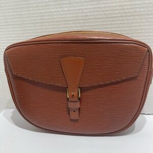 Louis Vuitton Juene Fille Epi Brown leather without strap. Pre loved,&dust bag.